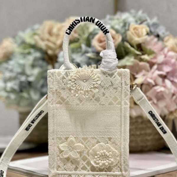 6533249c2c4e2.jpg 6533249c2c4e2.jpg