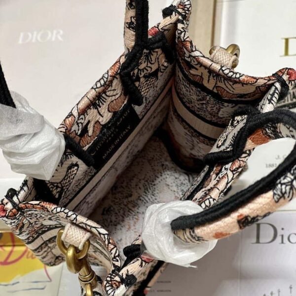 6533296a0ba4e.jpg 6533296a0ba4e.jpg