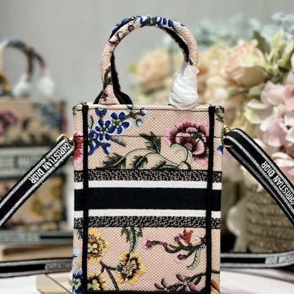 6533297169180.jpg 6533297169180.jpg