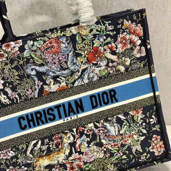 65332fa793d27.jpg 65332fa793d27.jpg