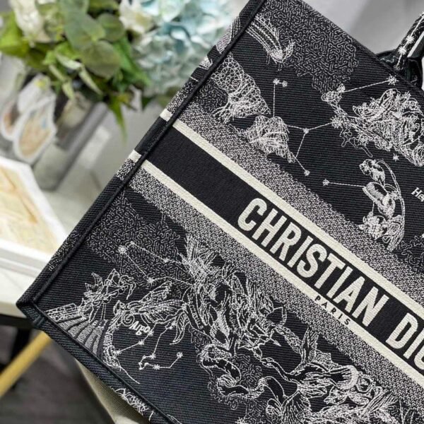 65332fd2c81b0.jpg 65332fd2c81b0.jpg