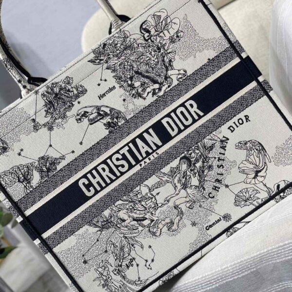 65332fda9b069.jpg 65332fda9b069.jpg