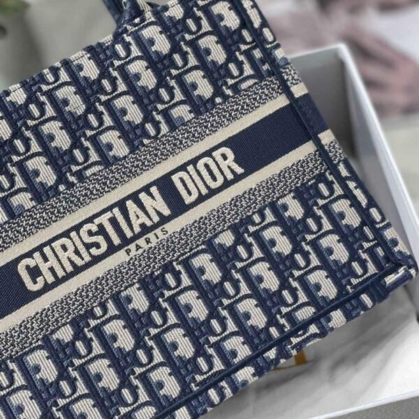 6533310f09d1b.jpg 6533310f09d1b.jpg