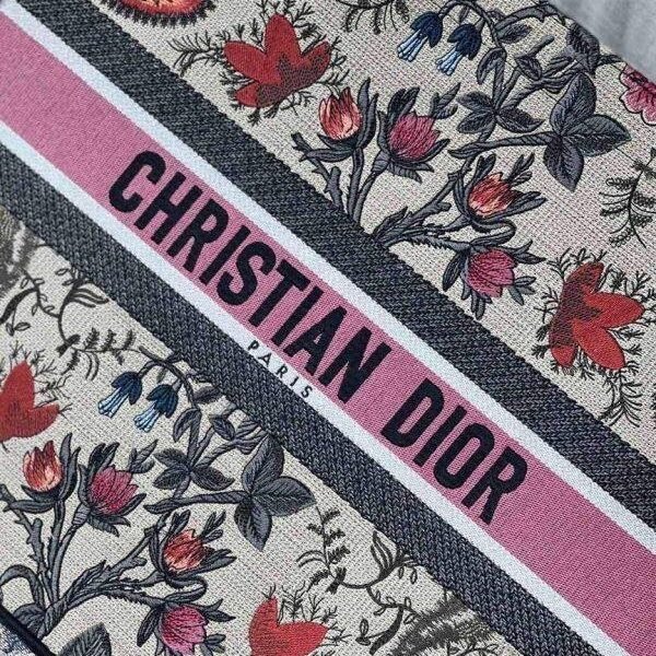 653338d59bb05.jpg 653338d59bb05.jpg