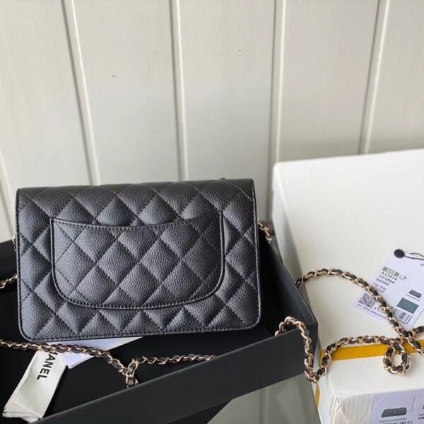 A33814-3.jpg A33814-3.jpg