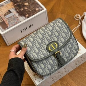Replica Dior M9317 Dior Bobby Medium Crossbody Bag Oblique Jacquard Light Green