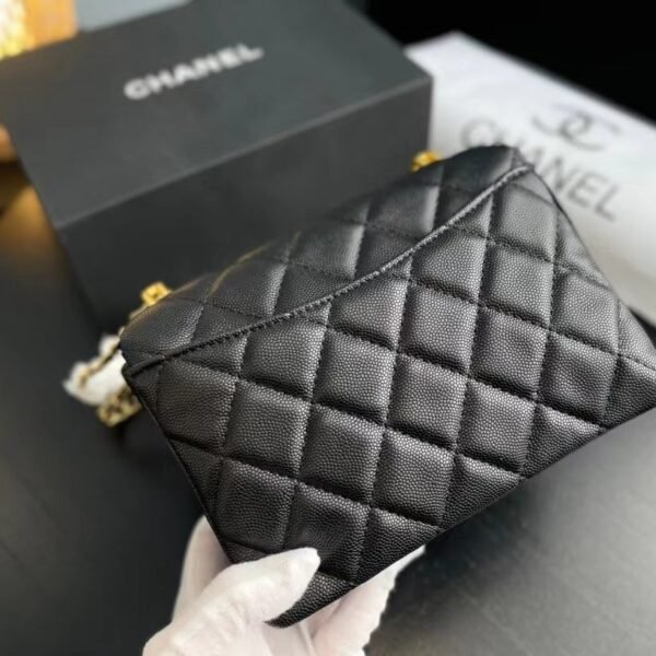 a69900-7.jpg a69900-7.jpg