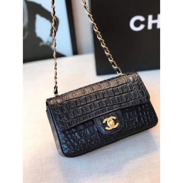 chanel-alligator-flap-classic-bag-1116.jpg