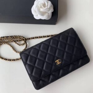 Replica Chanel Caviar Replica Quilted Wallet On UK Chain Woc A33814