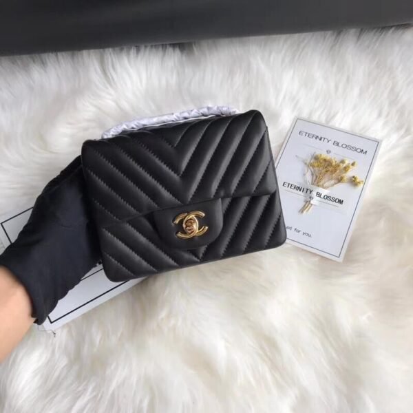 chanel-chevron-lambskin-17cm-classic-flap-bag-1115-1.jpg chanel-chevron-lambskin-17cm-classic-flap-bag-1115-1.jpg
