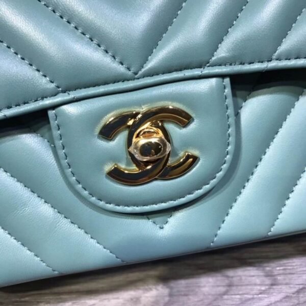 chanel-chevron-lambskin-20cm-classic-flap-bag-1116-2.jpg chanel-chevron-lambskin-20cm-classic-flap-bag-1116-2.jpg