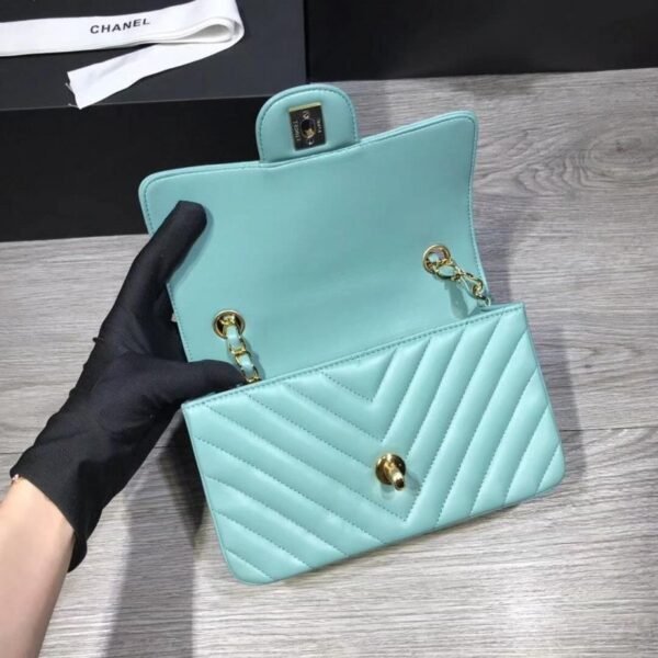 chanel-chevron-lambskin-20cm-classic-flap-bag-1116-6.jpg chanel-chevron-lambskin-20cm-classic-flap-bag-1116-6.jpg