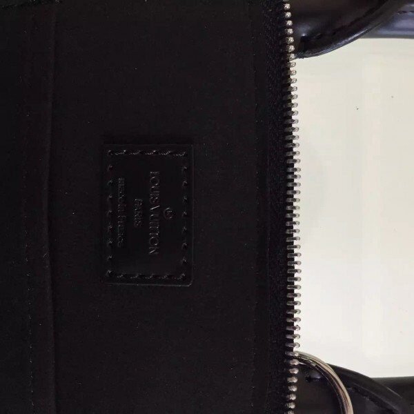 m40862-7.jpg m40862-7.jpg