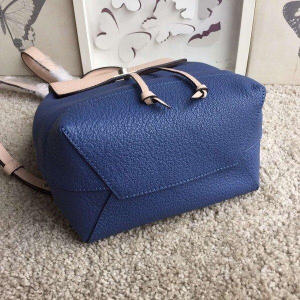 m41817-3.jpg m41817-3.jpg