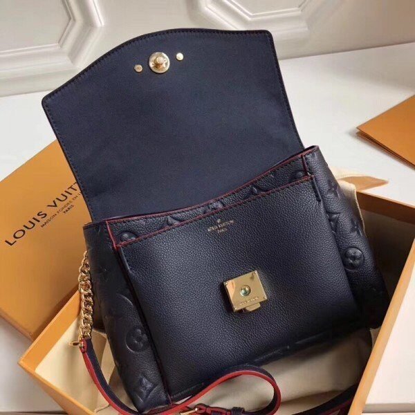 m43781-6.jpg m43781-6.jpg