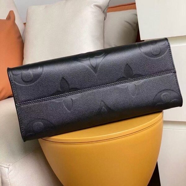 m45595-7.jpg m45595-7.jpg