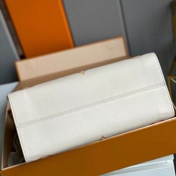 m45717-4.jpg m45717-4.jpg