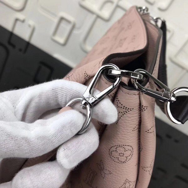 m50033-3.jpg m50033-3.jpg