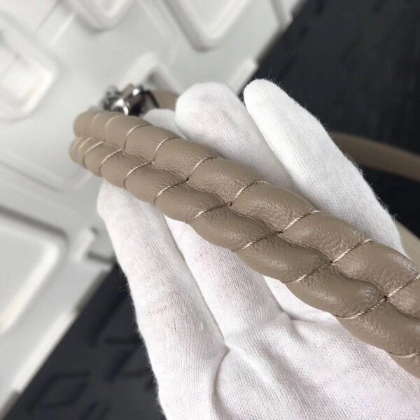 m51224-4.jpg m51224-4.jpg