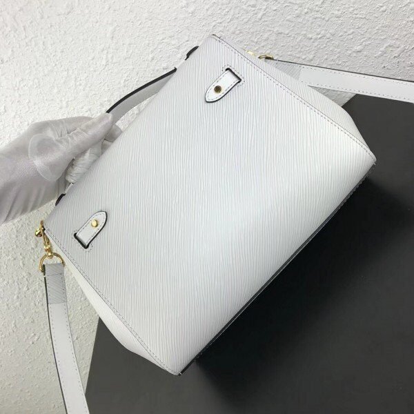 m53333-4.jpg m53333-4.jpg