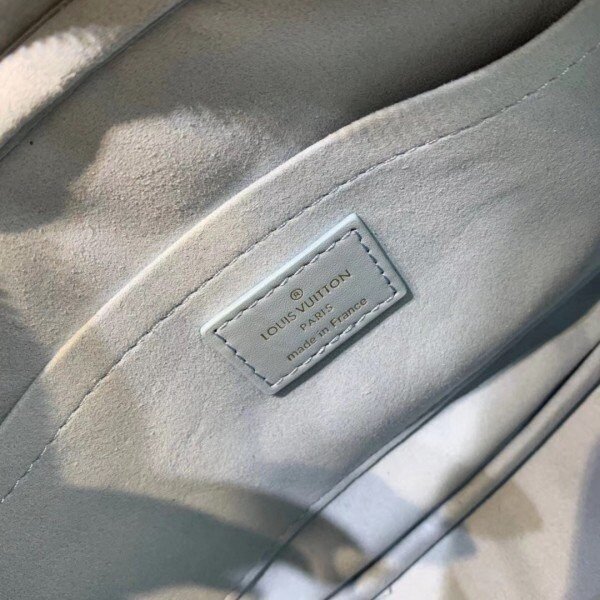 m55329-5.jpg m55329-5.jpg