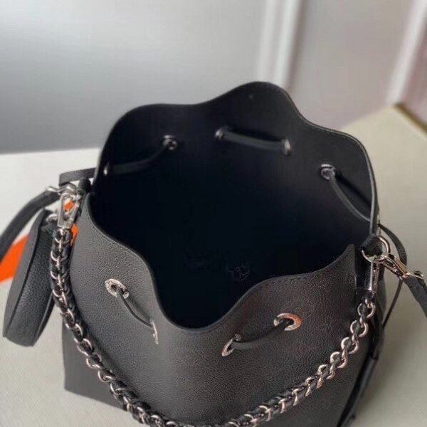 m57070-4.jpg m57070-4.jpg