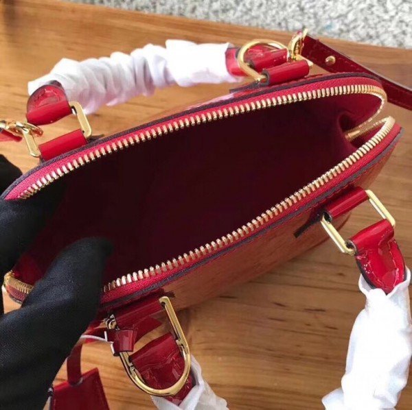 m90174-4.jpg m90174-4.jpg