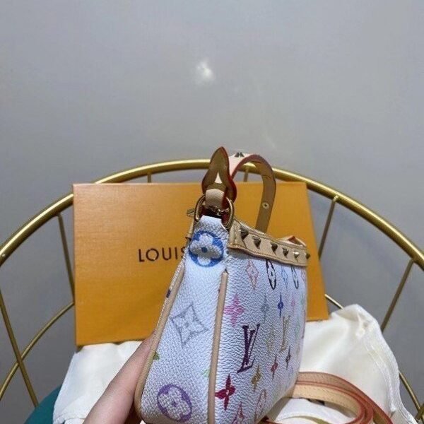 m92649-5.jpg m92649-5.jpg