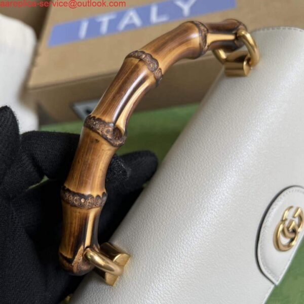 653298cba693d.jpg 653298cba693d.jpg