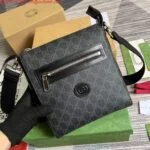 Replica Gucci 681021 GG Supreme messenger bag Black